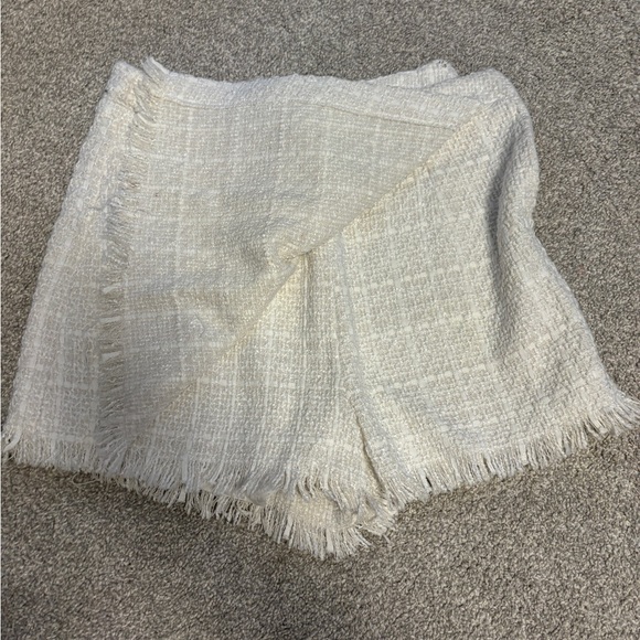 White Wool Fringed Skort - Picture 4 of 4